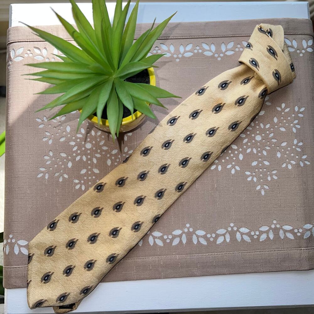 Neo Bill Blass Buff Abstract Print 100% Silk Necktie